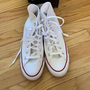 White High top Converse